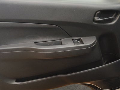 2024 Nissan Comerciales Urvan Panel 4 pts. Amplia, TM5, a/ac.