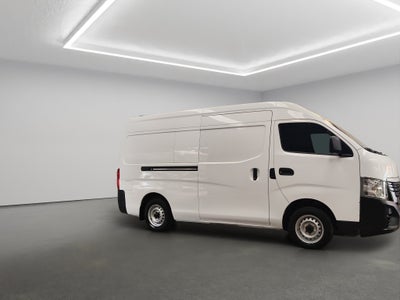 2025 Nissan Comerciales Urvan Panel 4 pts. Amplia, TM5, a/ac.