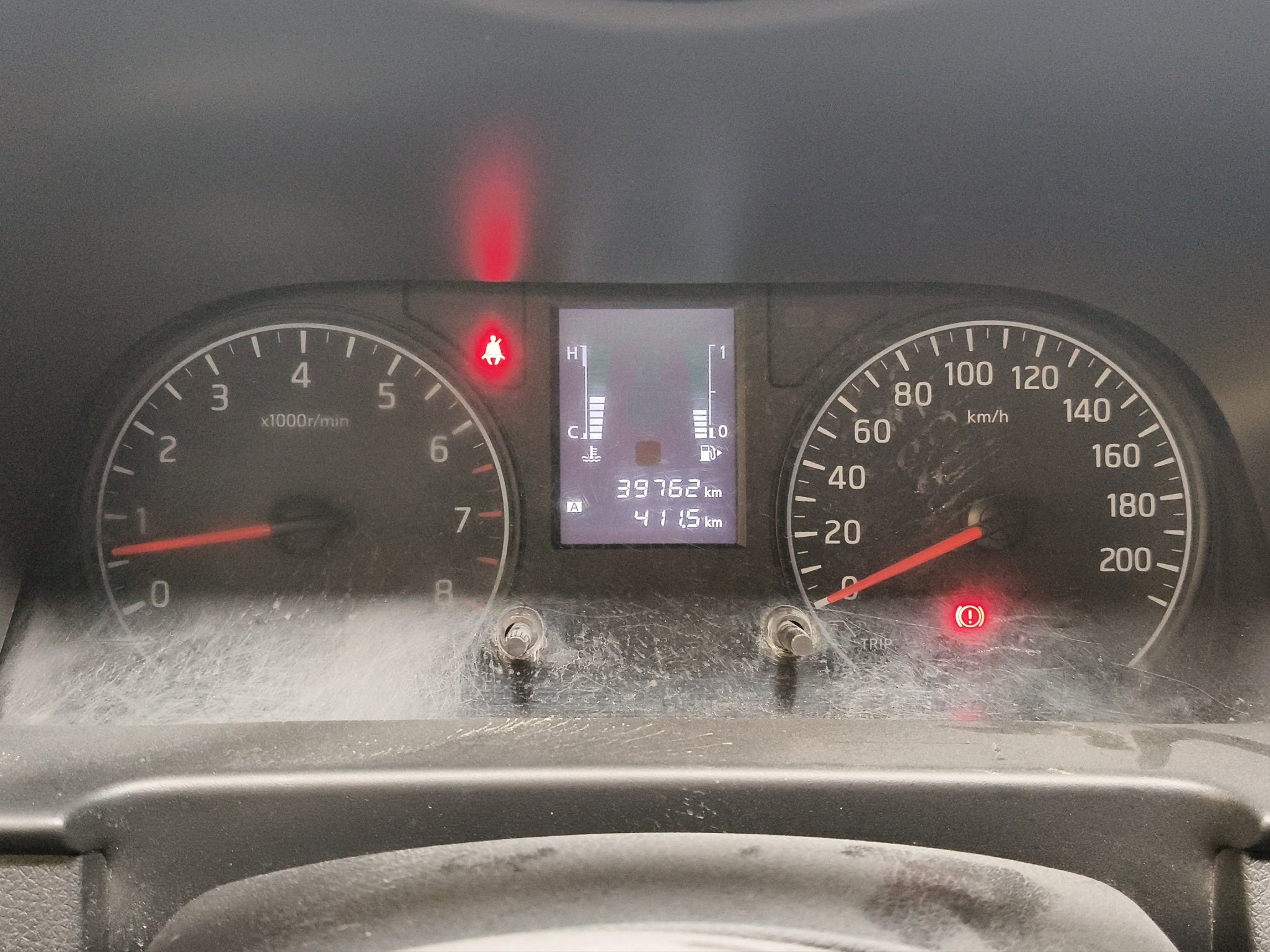 2024 Nissan Comerciales Urvan Panel 4 pts. Amplia, TM5, a/ac.