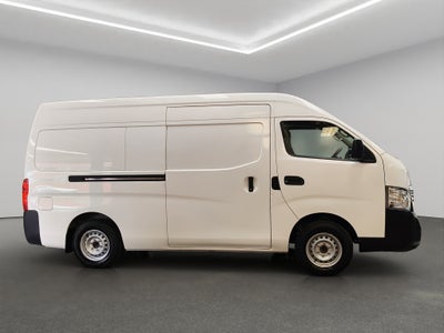 2024 Nissan Comerciales Urvan Panel 4 pts. Amplia, TM5, a/ac.
