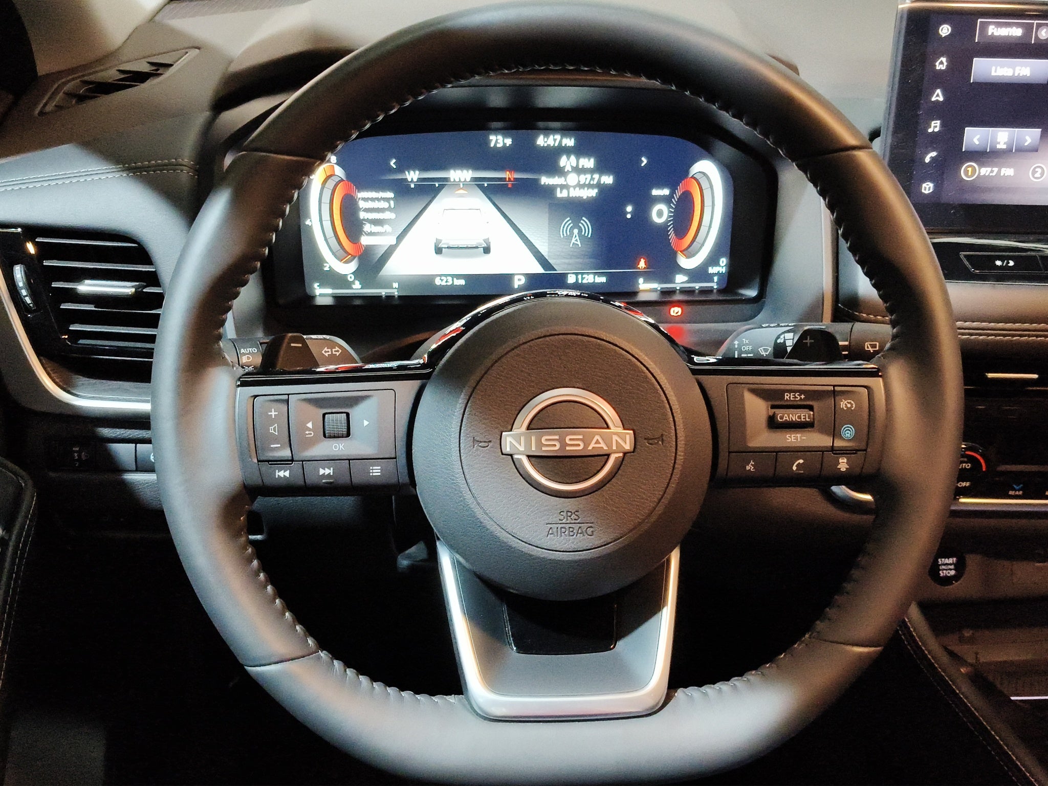 2026 Nissan X-Trail VUD 5 pts. Platinum Plus, TA, piel, QCP, GPS, ADAS, RA-19