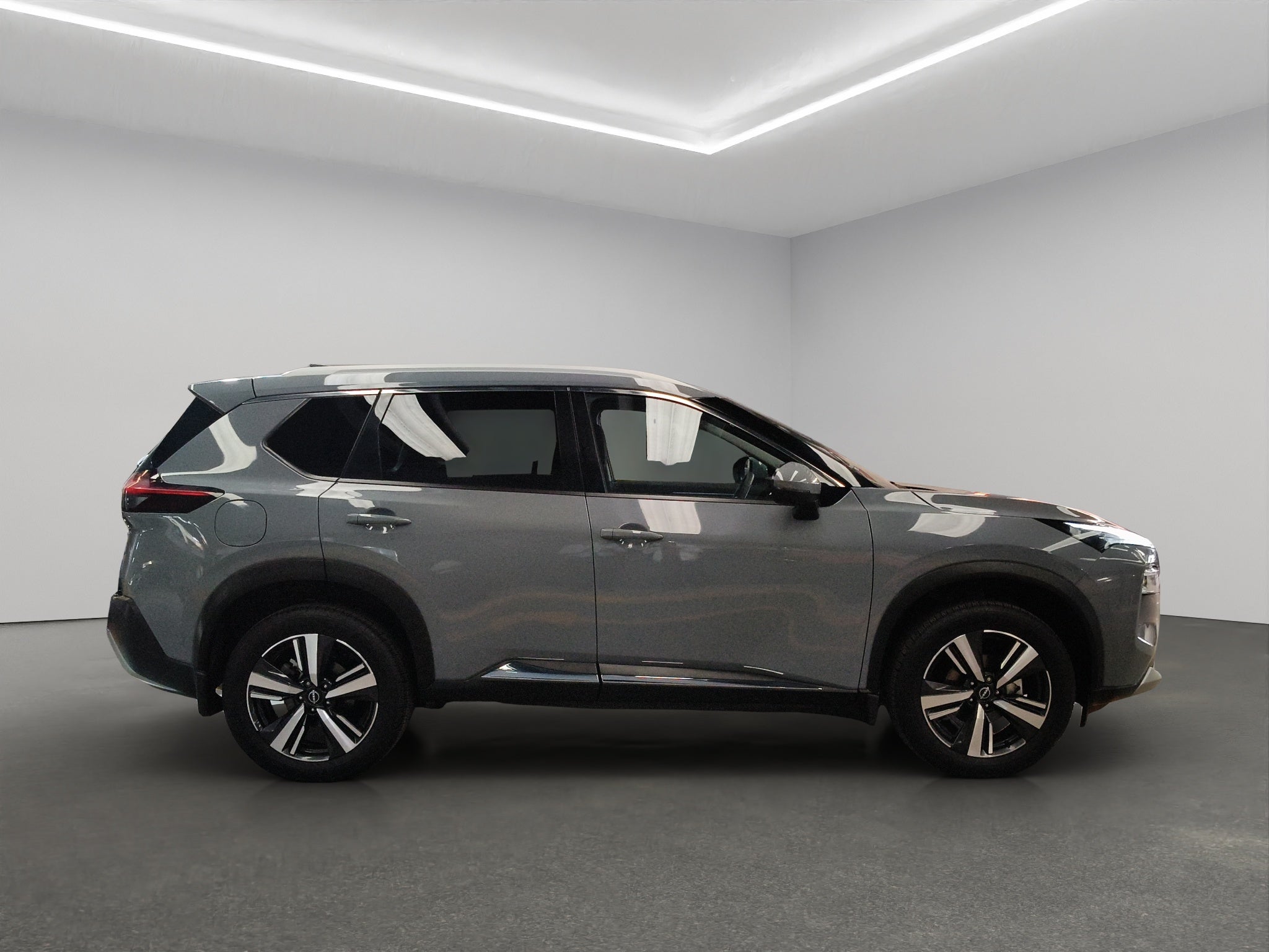 2026 Nissan X-Trail VUD 5 pts. Platinum Plus, TA, piel, QCP, GPS, ADAS, RA-19