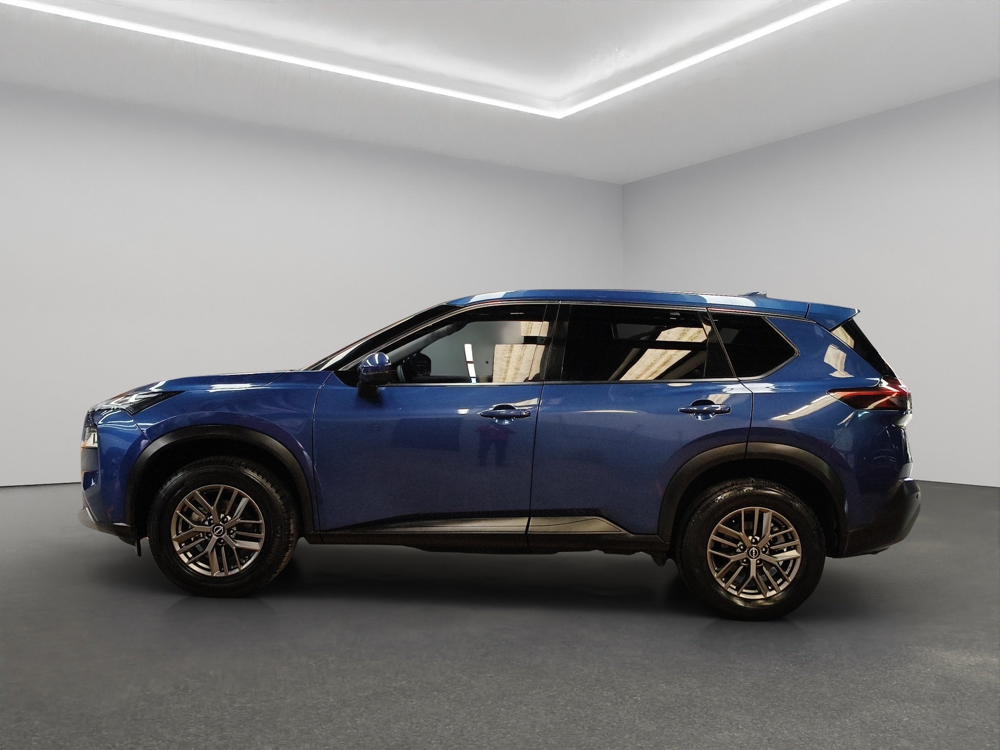 2023 Nissan X-Trail VUD 5 pts. Advance, TA, RA-17 (línea nueva)