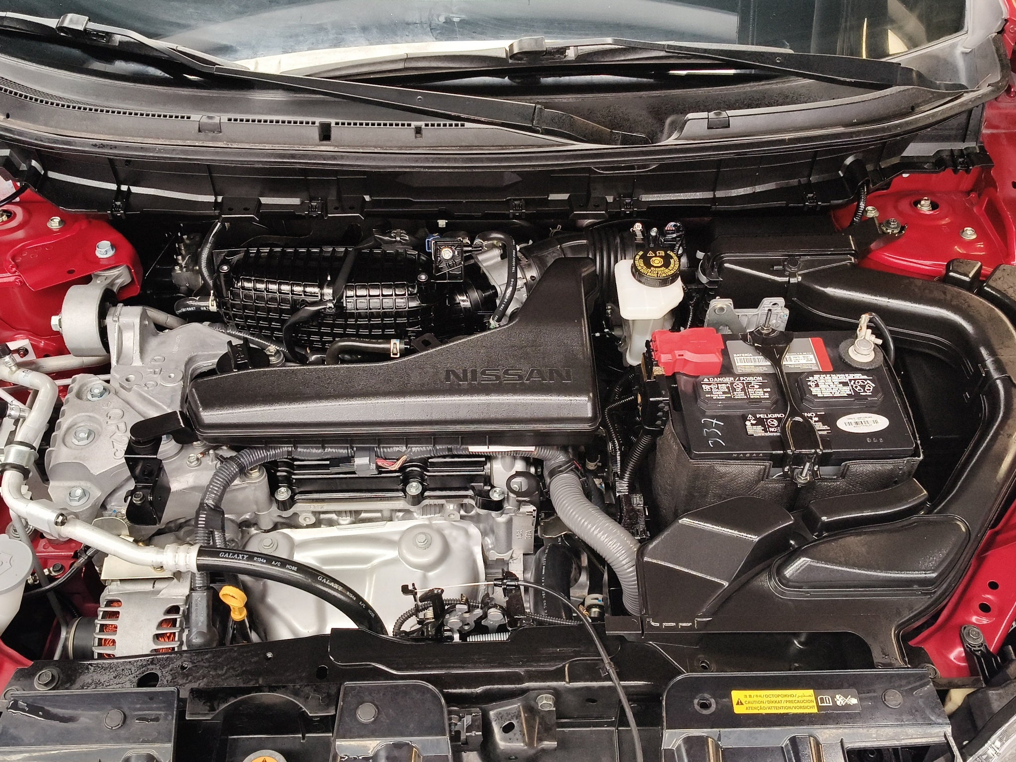 2022 Nissan X-Trail VUD 5 pts. Sense, TA, 5 pas., RA-17 (línea anterior)