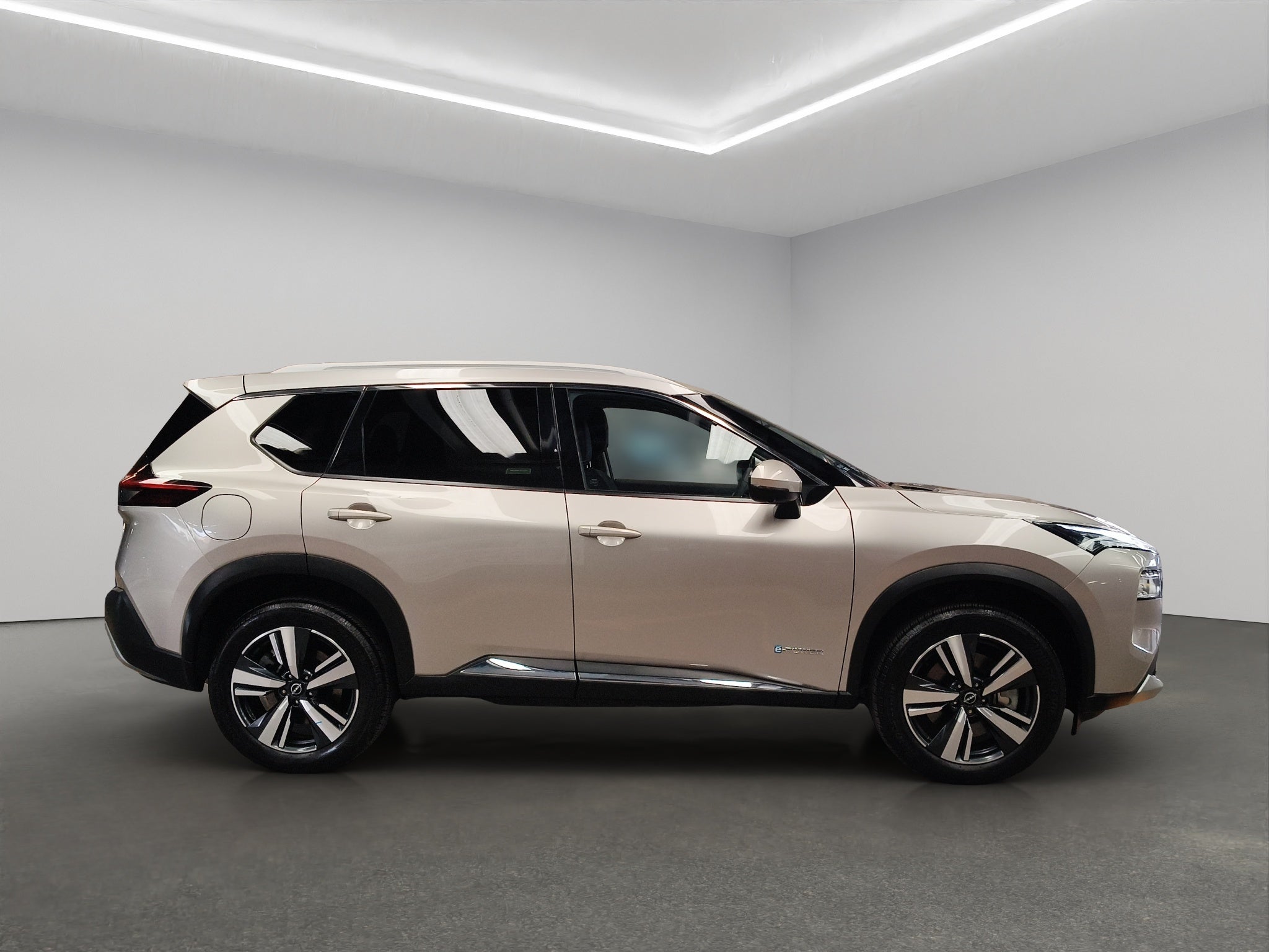 2026 Nissan X-Trail VUD 5 pts. Platinum e-Power, E-REV, TA, QCP, s. Bose, RA-19