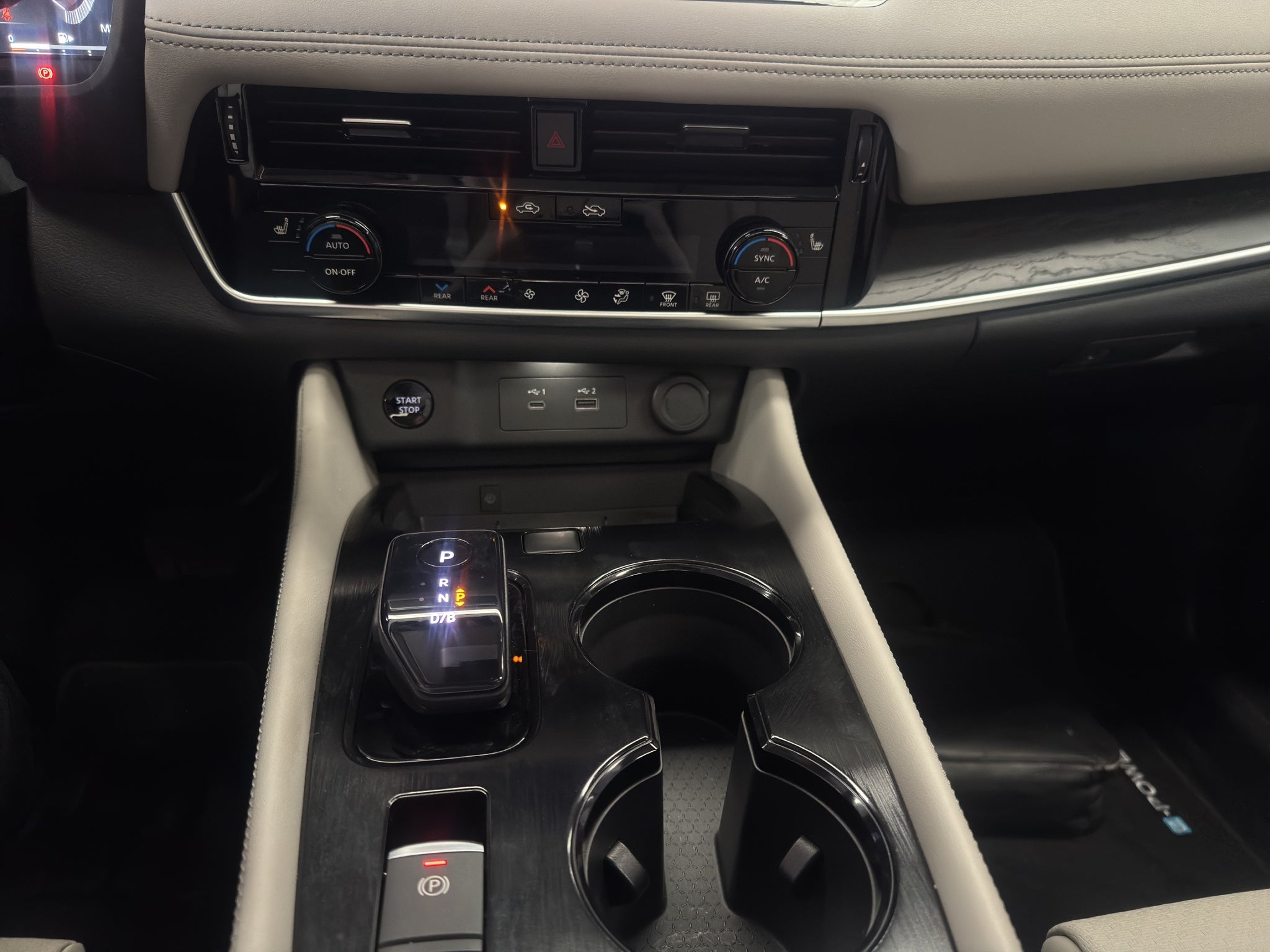 2025 Nissan X-Trail VUD 5 pts. Platinum e-Power, E-REV, TA, QCP, s. Bose, RA-19