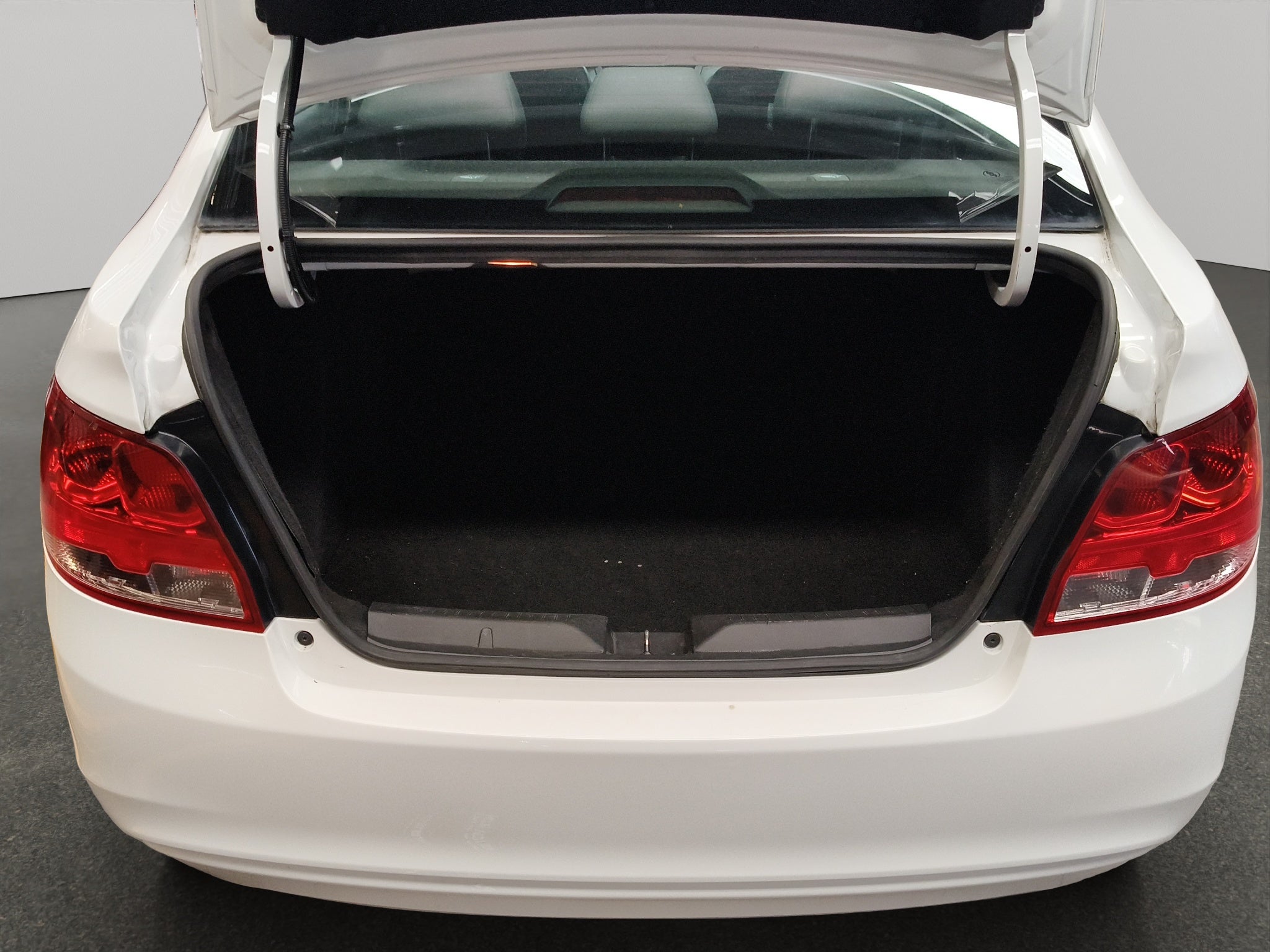 2020 Chevrolet Aveo 4 pts. LS, TM5, a/ac., R-14