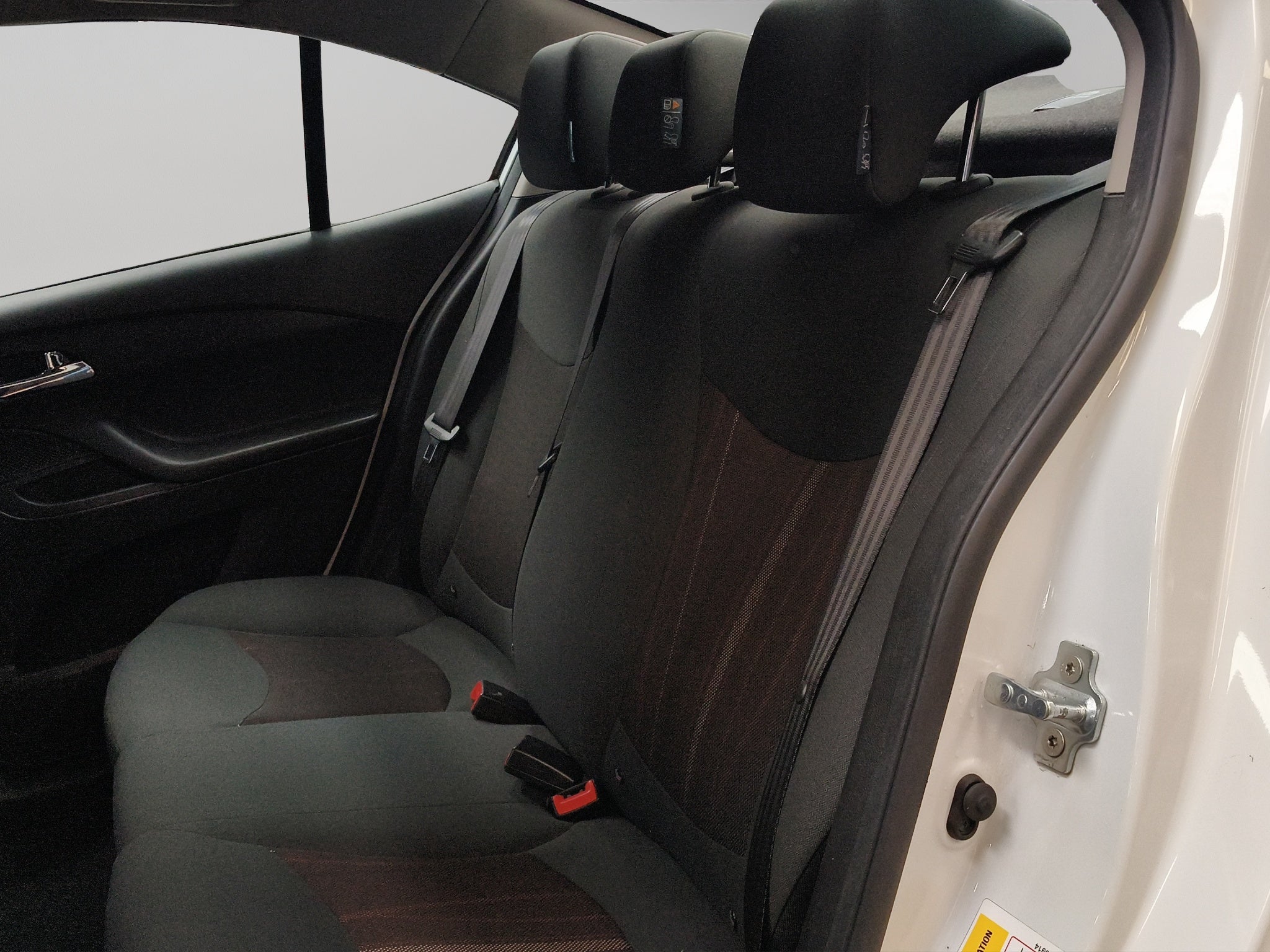 2020 Chevrolet Aveo 4 pts. LS, TM5, a/ac., R-14