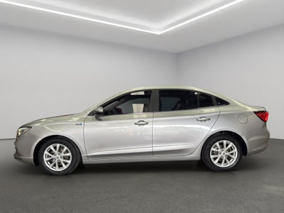 2024 MG MG5 4 pts. Excite, 1.5l, TM5, VE, piel, RA-16 (línea anterior)