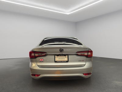 2024 MG MG5 4 pts. Excite, 1.5l, TM5, VE, piel, RA-16 (línea anterior)