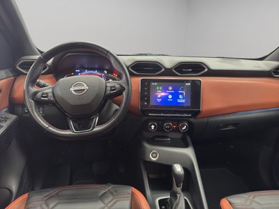 2025 Nissan Magnite VUD 5 pts. Exclusive, 1.0T, CVT, piel, RA-16