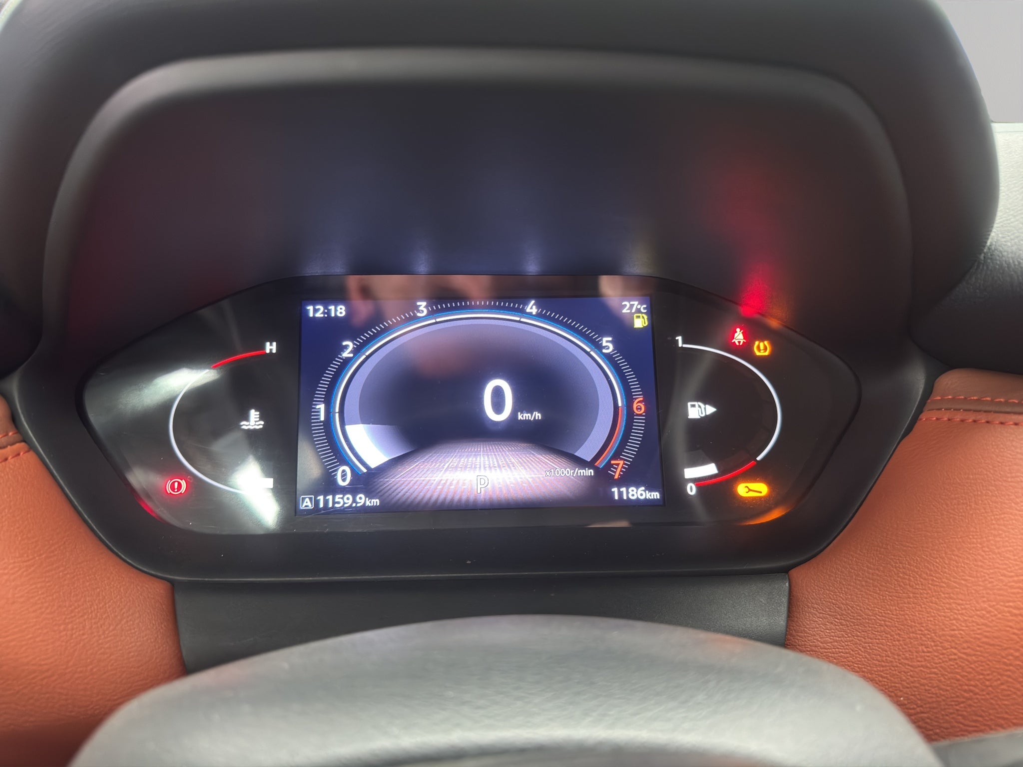 2025 Nissan Magnite VUD 5 pts. Exclusive, 1.0T, CVT, piel, RA-16