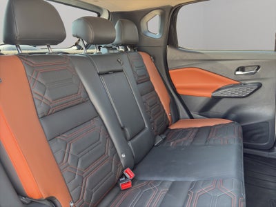 2025 Nissan Magnite VUD 5 pts. Exclusive, 1.0T, TM5, piel, RA-16