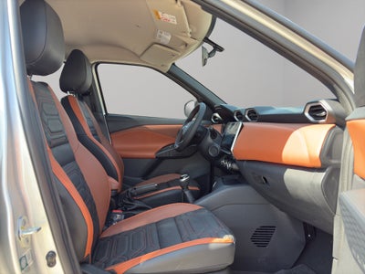 2025 Nissan Magnite VUD 5 pts. Exclusive, 1.0T, TM5, piel, RA-16