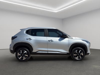 2025 Nissan Magnite VUD 5 pts. Exclusive, 1.0T, TM5, piel, RA-16