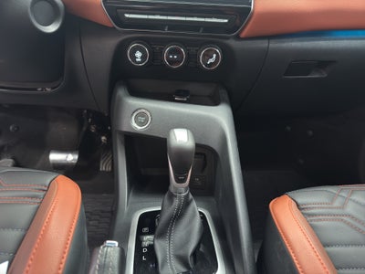 2025 Nissan Magnite VUD 5 pts. Exclusive, 1.0T, CVT, piel, RA-16