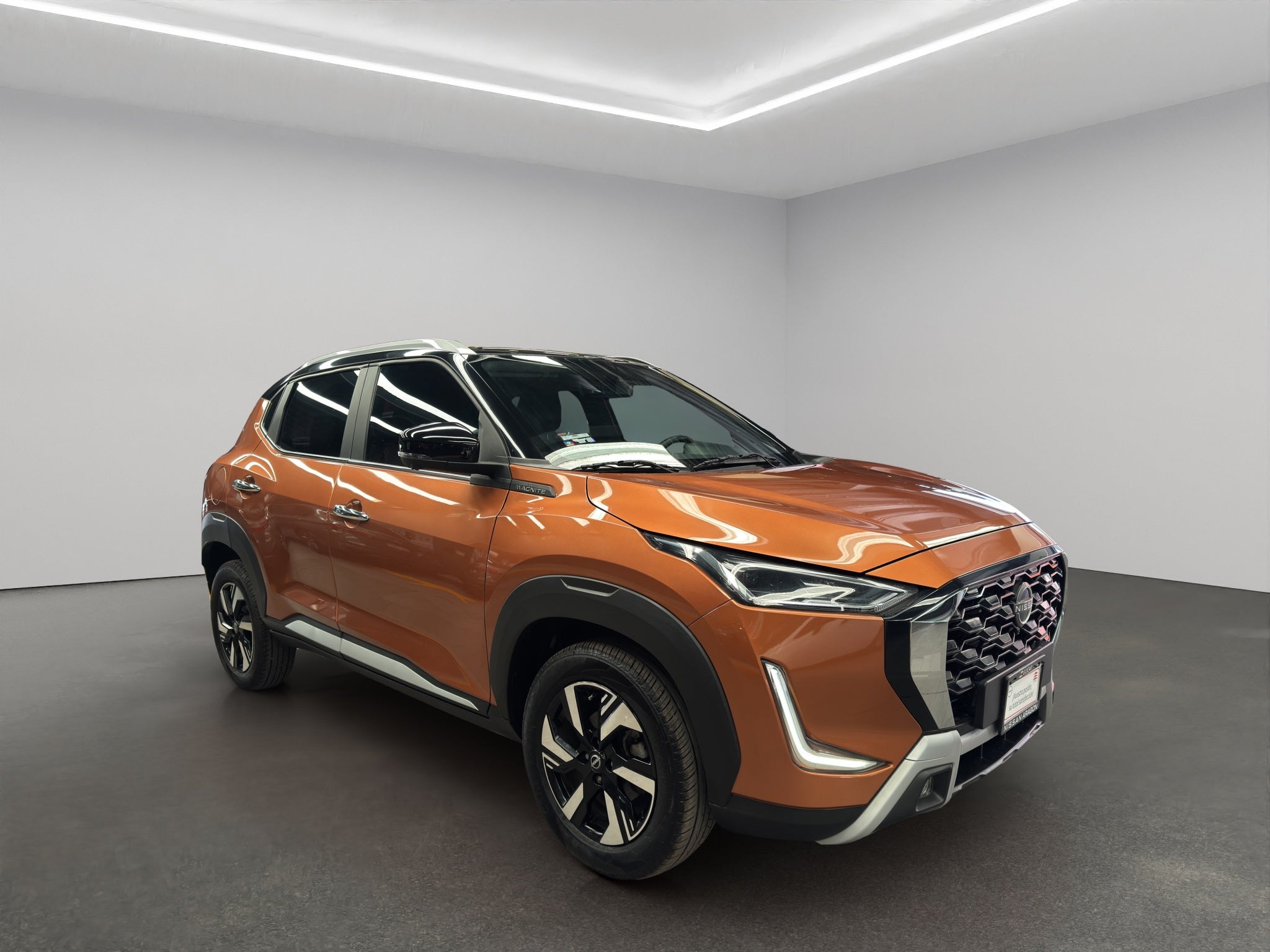 2025 Nissan Magnite VUD 5 pts. Exclusive, 1.0T, CVT, piel, RA-16