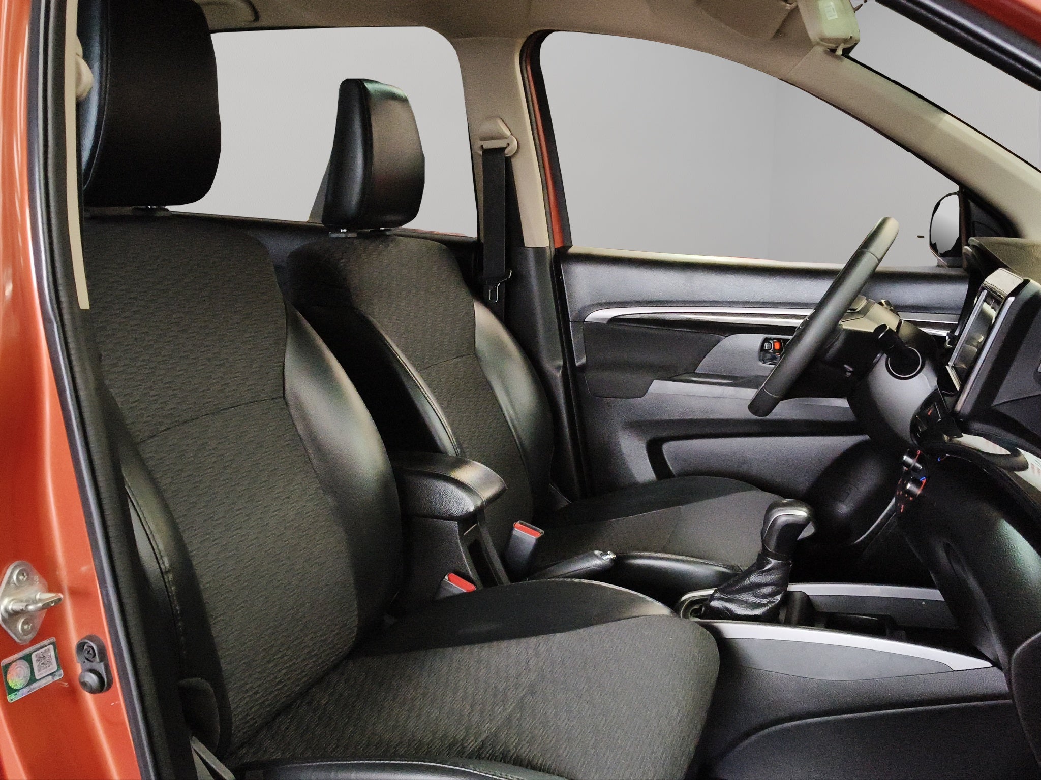 2022 Suzuki Ertiga Minivan 5 pts. XL7 GLX, 1.5l, TA, a/ac., f. led, RA-16