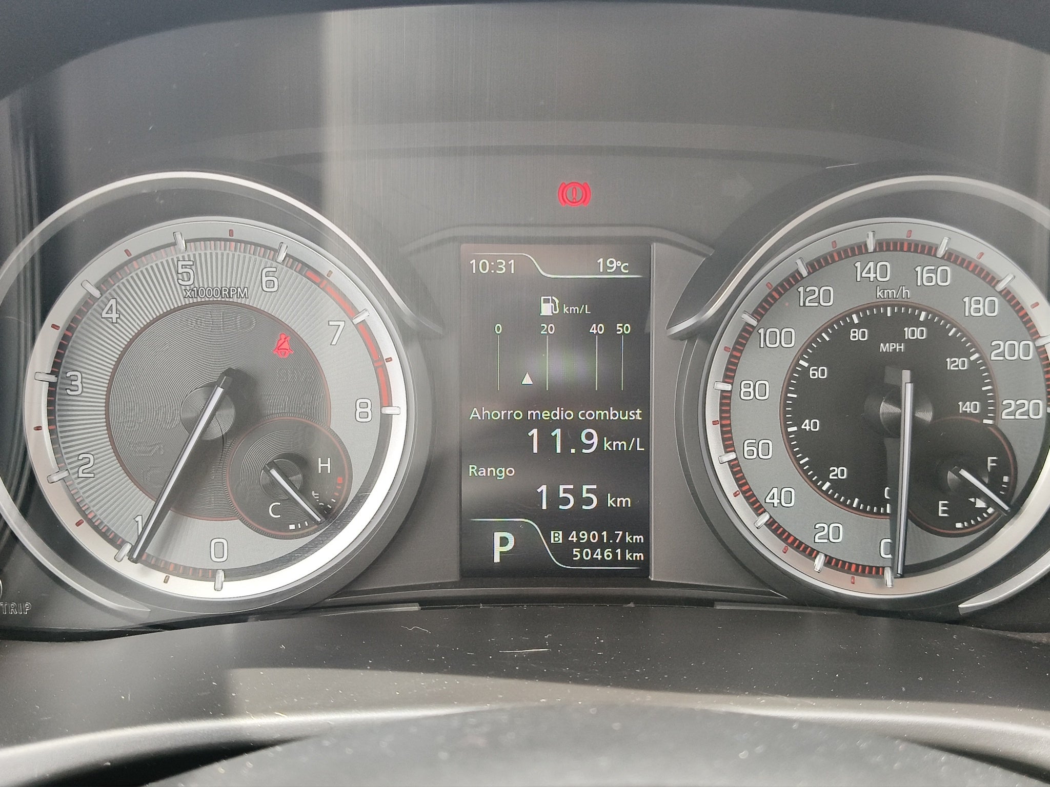 2022 Suzuki Ertiga Minivan 5 pts. XL7 GLX, 1.5l, TA, a/ac., f. led, RA-16
