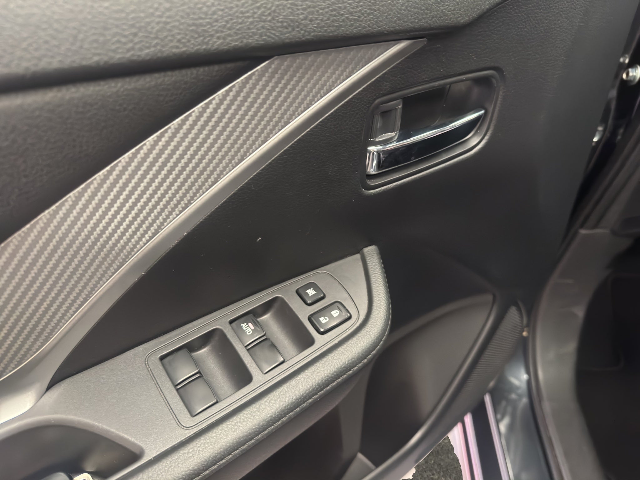 2025 Mitsubishi Xpander VUD 5 pts. GLS, 1.5l, TA, 7 pas., RA-16