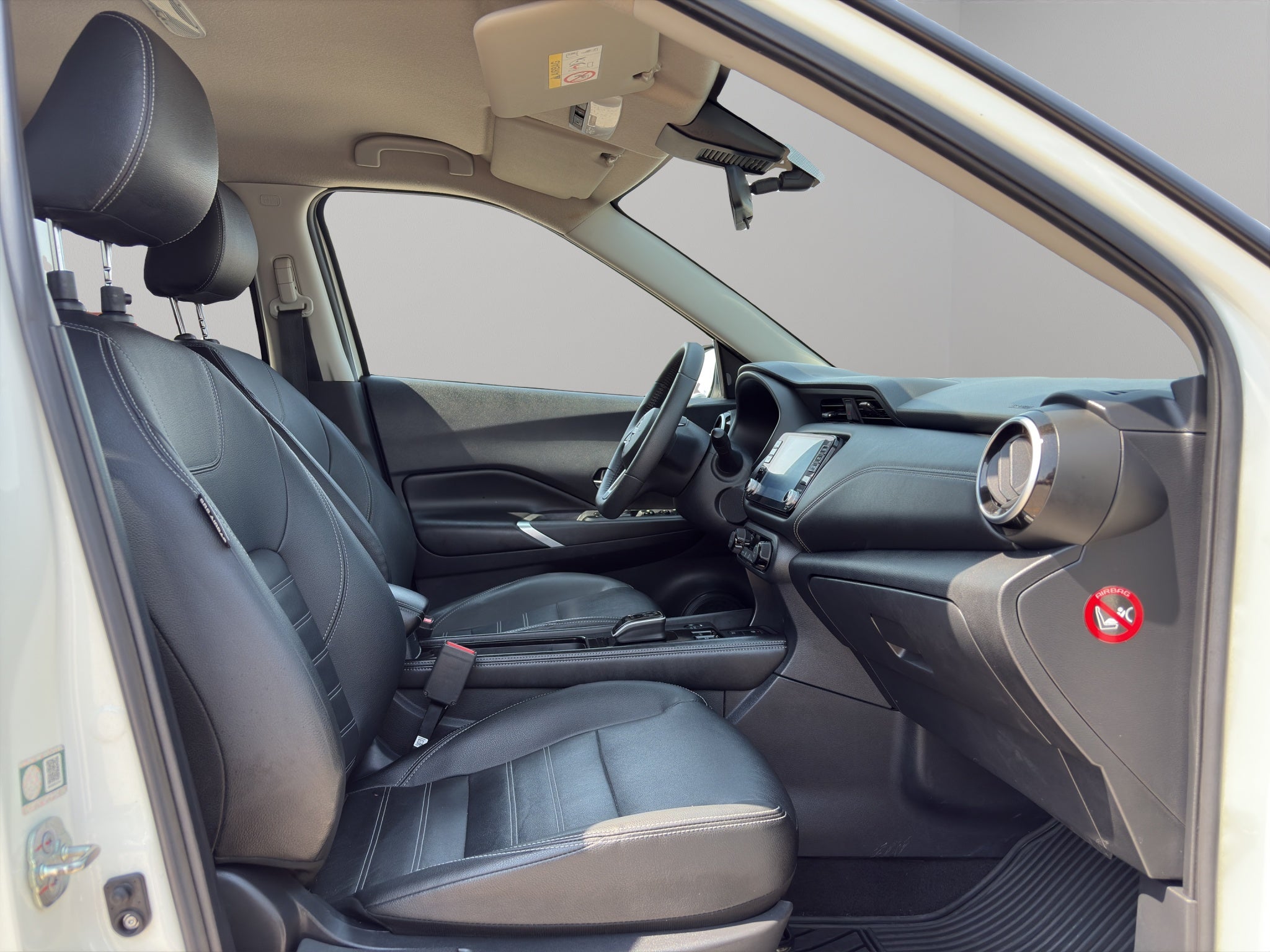 2023 Nissan Kicks VUD 5 pts. Platinum e-Power, E-REV, TA, piel, ADAS, RA-17