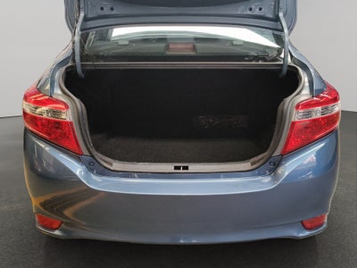 2017 Toyota Yaris 4 pts. Core, CVT, a/ac., f. halógeno, R-15