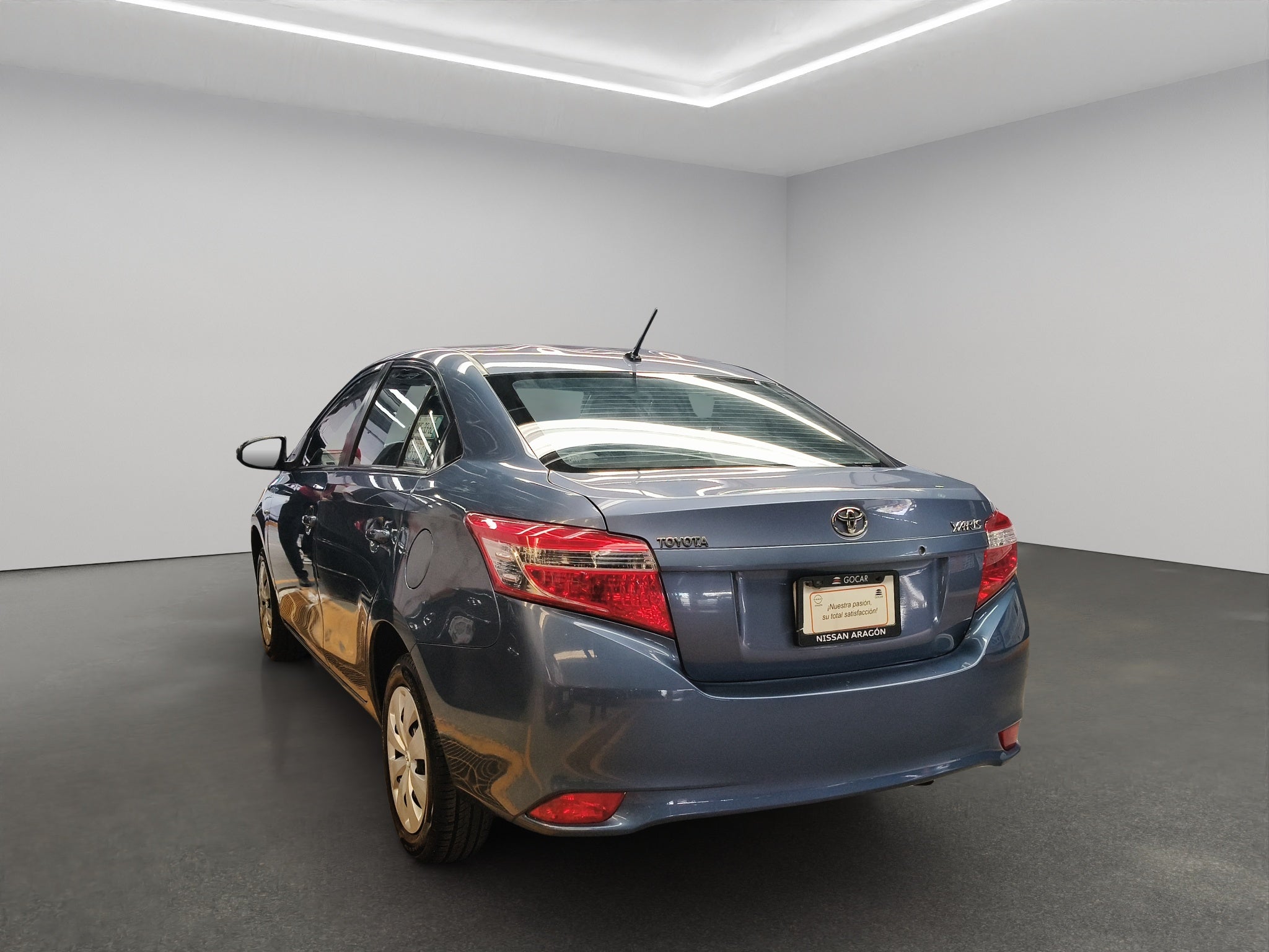 2017 Toyota Yaris 4 pts. Core, CVT, a/ac., f. halógeno, R-15