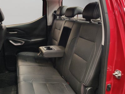 2025 Dodge Comerciales Ram 1200 Pick-Up 4 pts. Laramie, Doble Cab., 2.4T, TA, piel, f. niebla, RA-18, 4x4