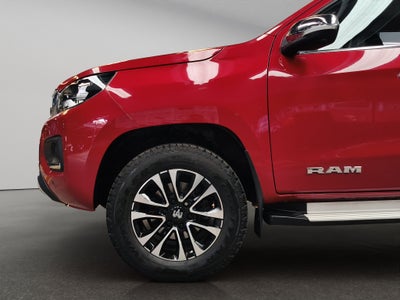 2025 Dodge Comerciales Ram 1200 Pick-Up 4 pts. Laramie, Doble Cab., 2.4T, TA, piel, f. niebla, RA-18, 4x4