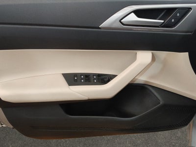 2025 Volkswagen Virtus 4 pts. Comfortline, 1.6l, TA, a/ac., f. niebla, RA-16